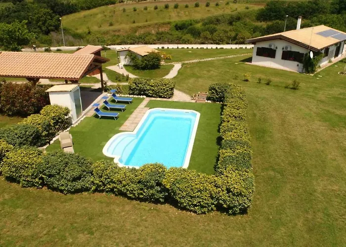 La Collina Delle Fonti Априлия